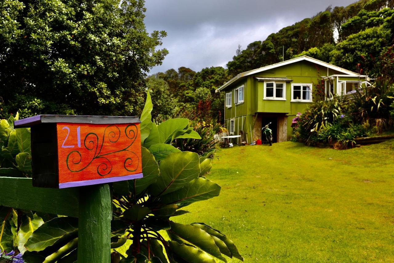 Toad Hall Baylys Beach Exterior foto